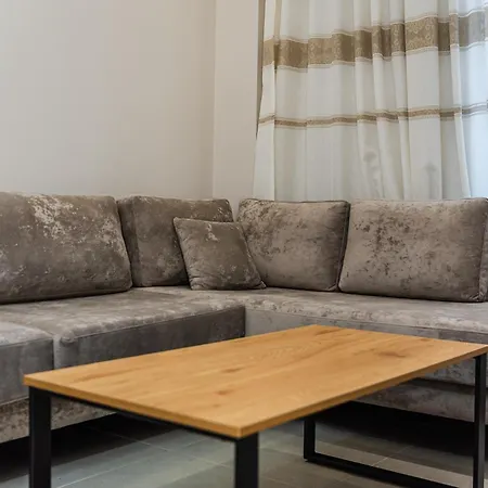 Summer D&a Apartament *