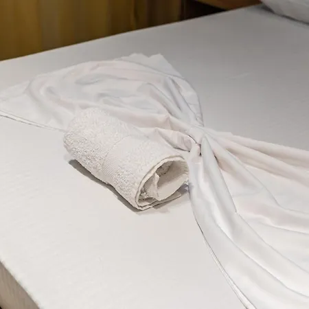 Summer D&a Apartament Golem (Tirana)