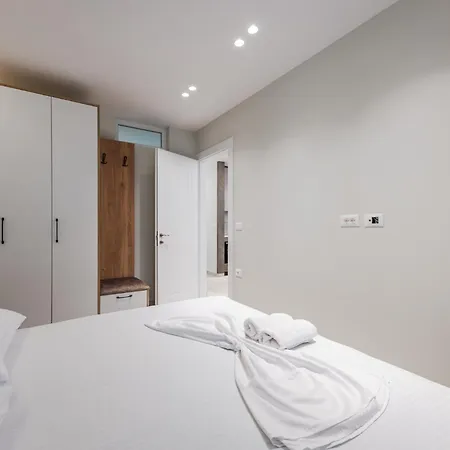 Summer D&a Golem (Tirana)