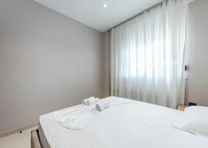 Summer D&a Apartment *