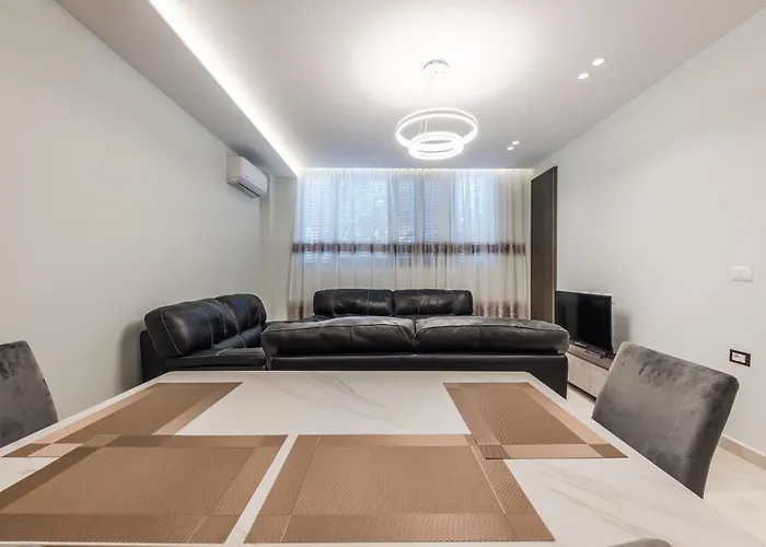 Summer D&a Apartment *