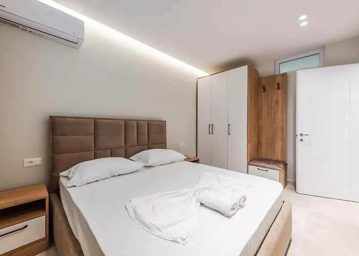 Summer D&a Apartment *